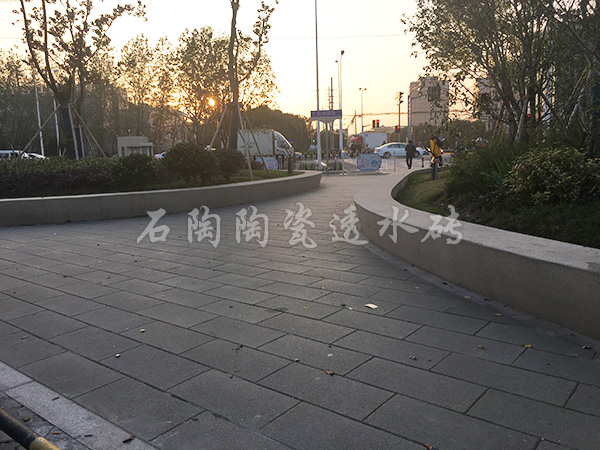 【上海虹梅南路提升】陶瓷透水磚項目工程